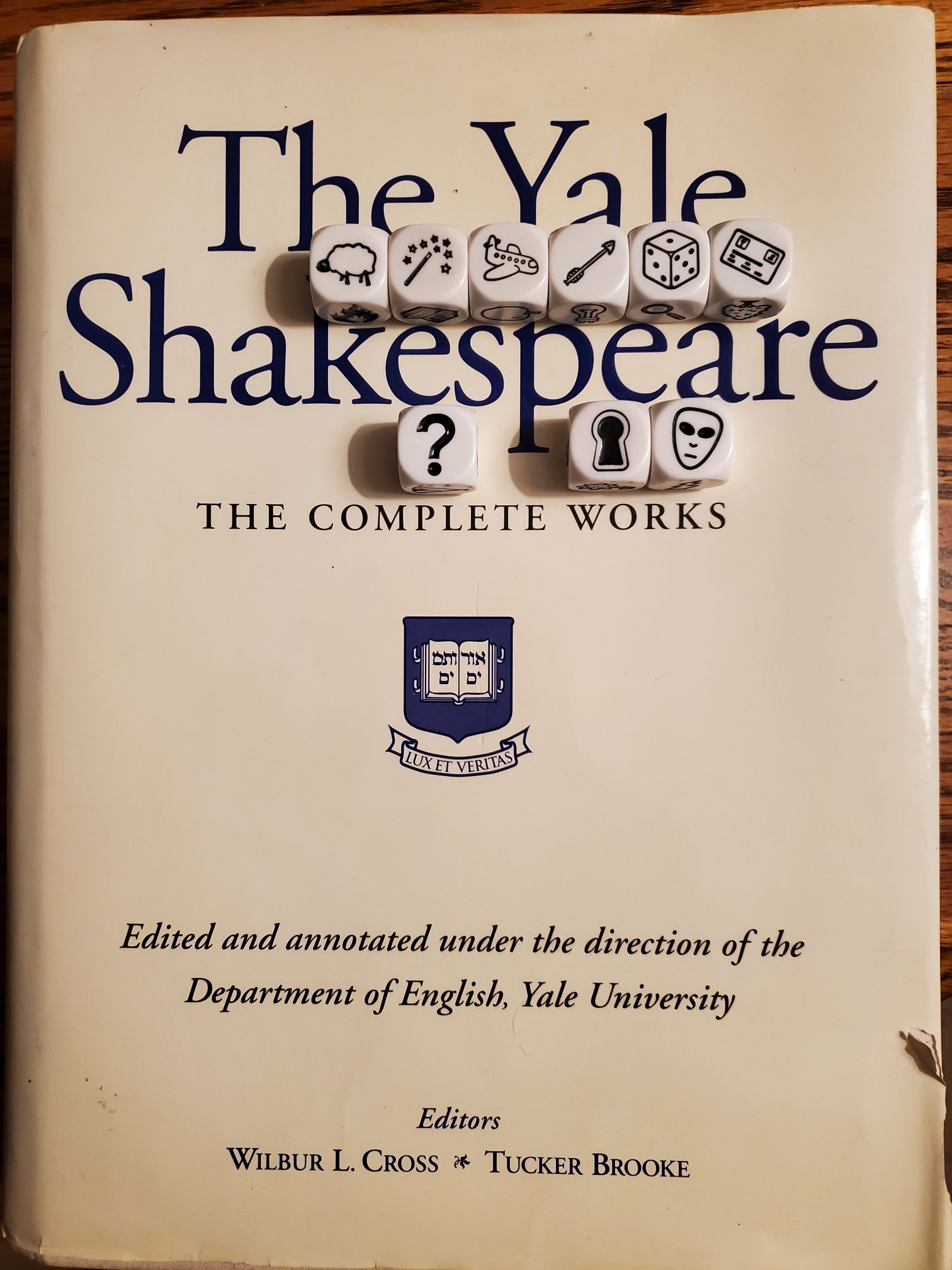 Sunday Stories Cubed, #8: Seeing the Light